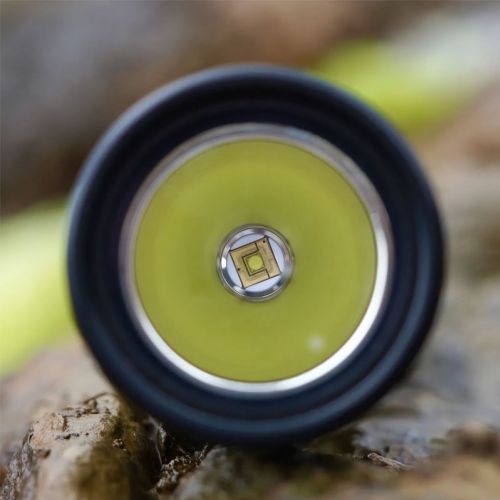 Divepro S18 torch 1800 lumens - with battery and charger ()